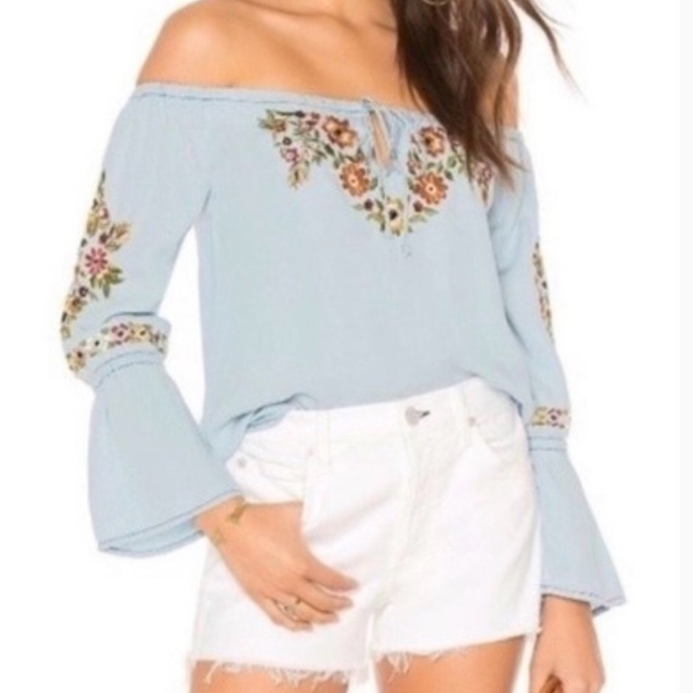 Cupcakes & Cashmere Adrien Floral Embroidered Off-Shoulder Top Blouse Large